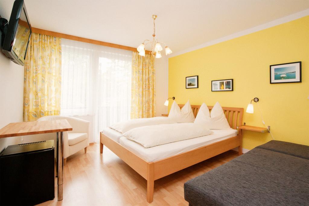 Pension Regia Фельден-ам-Вертерзе Екстер'єр фото
